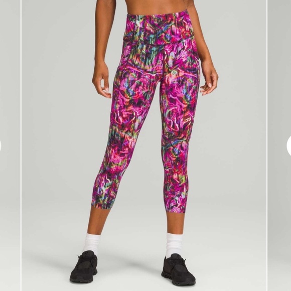 lululemon athletica Fast and Free HR Crop 23"-Hyper Flow Pink Multi-HAVE POCKETS - Picture 2 of 5